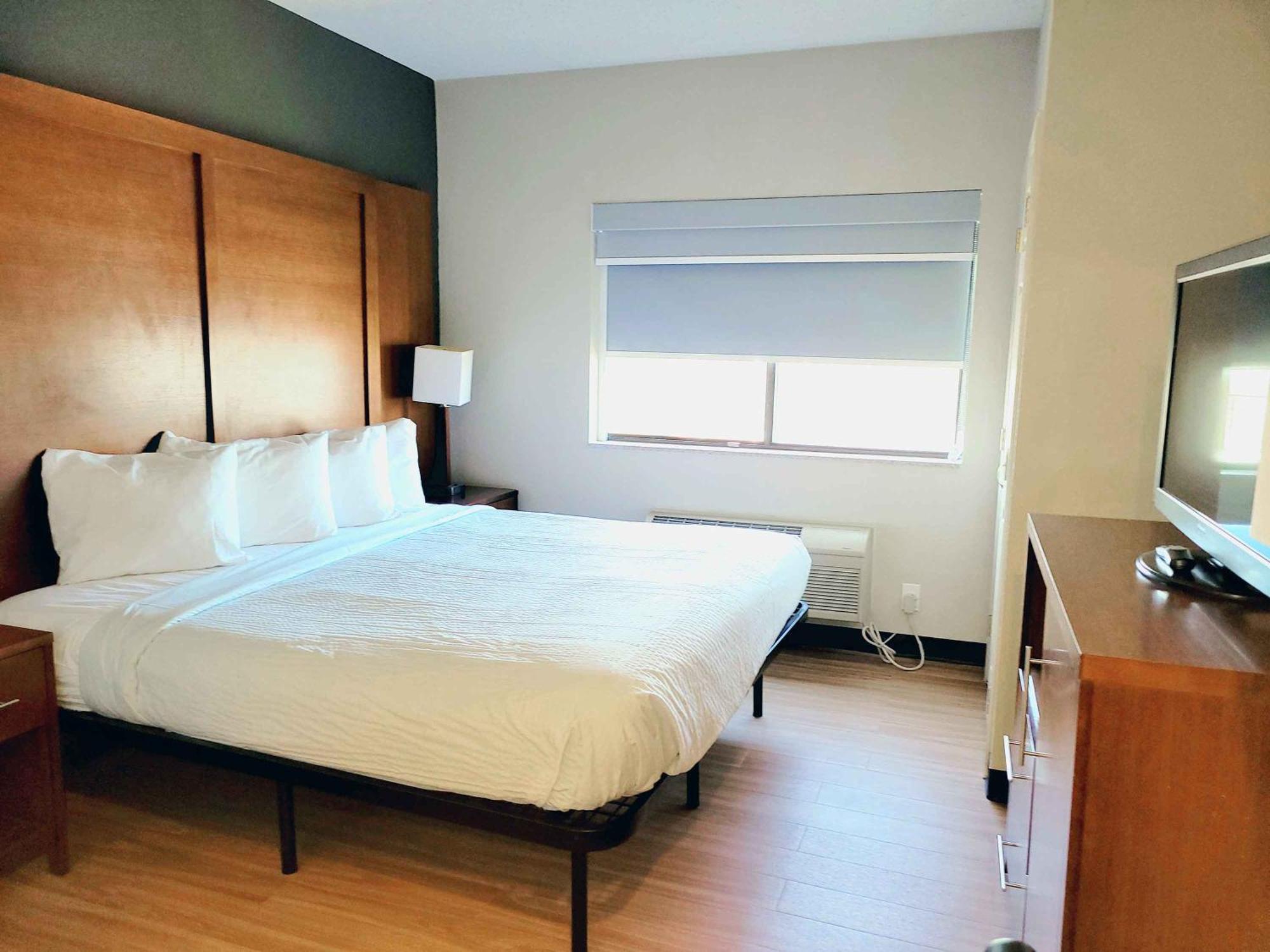 Extended Stay America Suites - Buffalo - Airport Cheektowaga Dış mekan fotoğraf