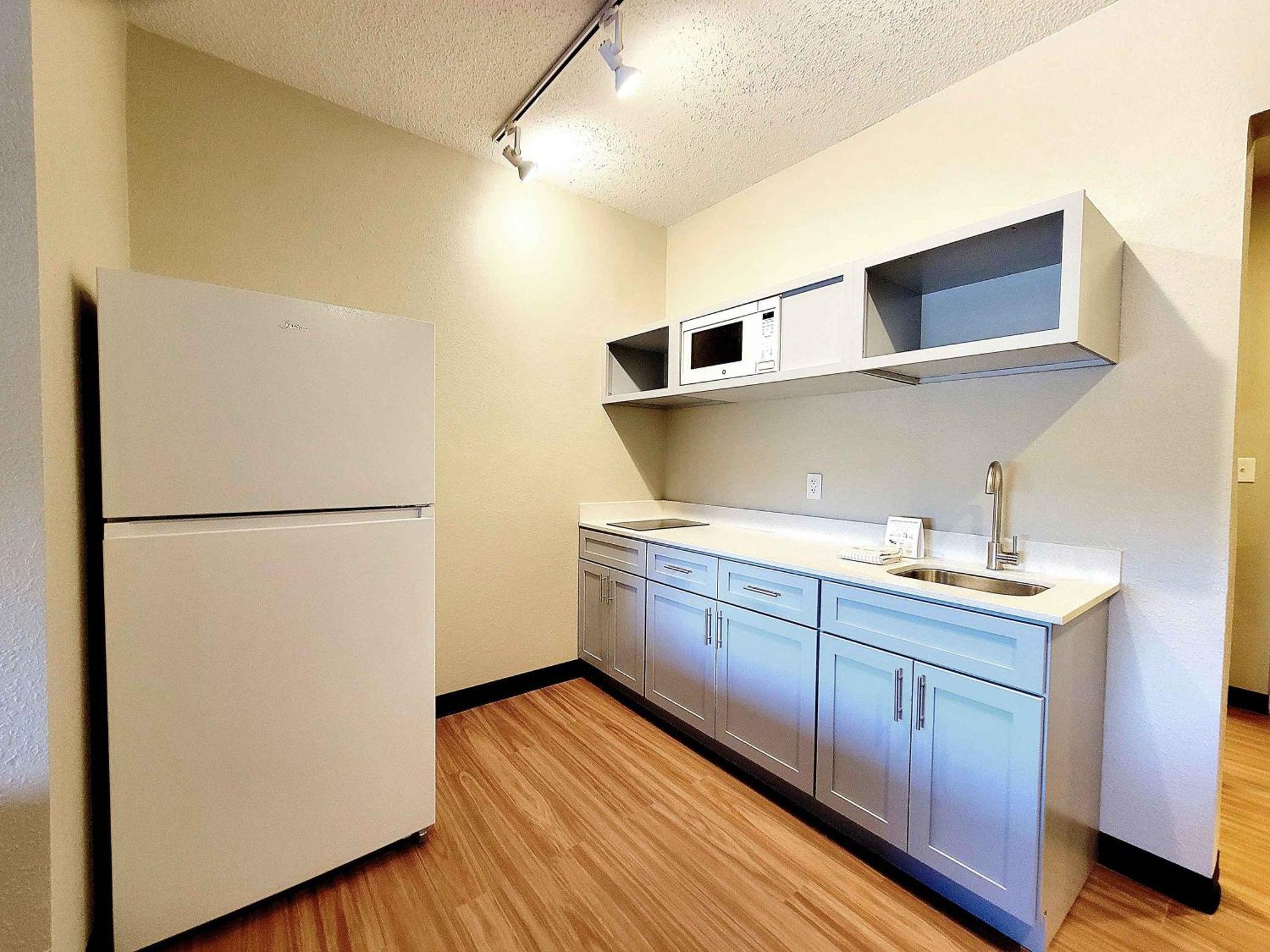 Extended Stay America Suites - Buffalo - Airport Cheektowaga Dış mekan fotoğraf