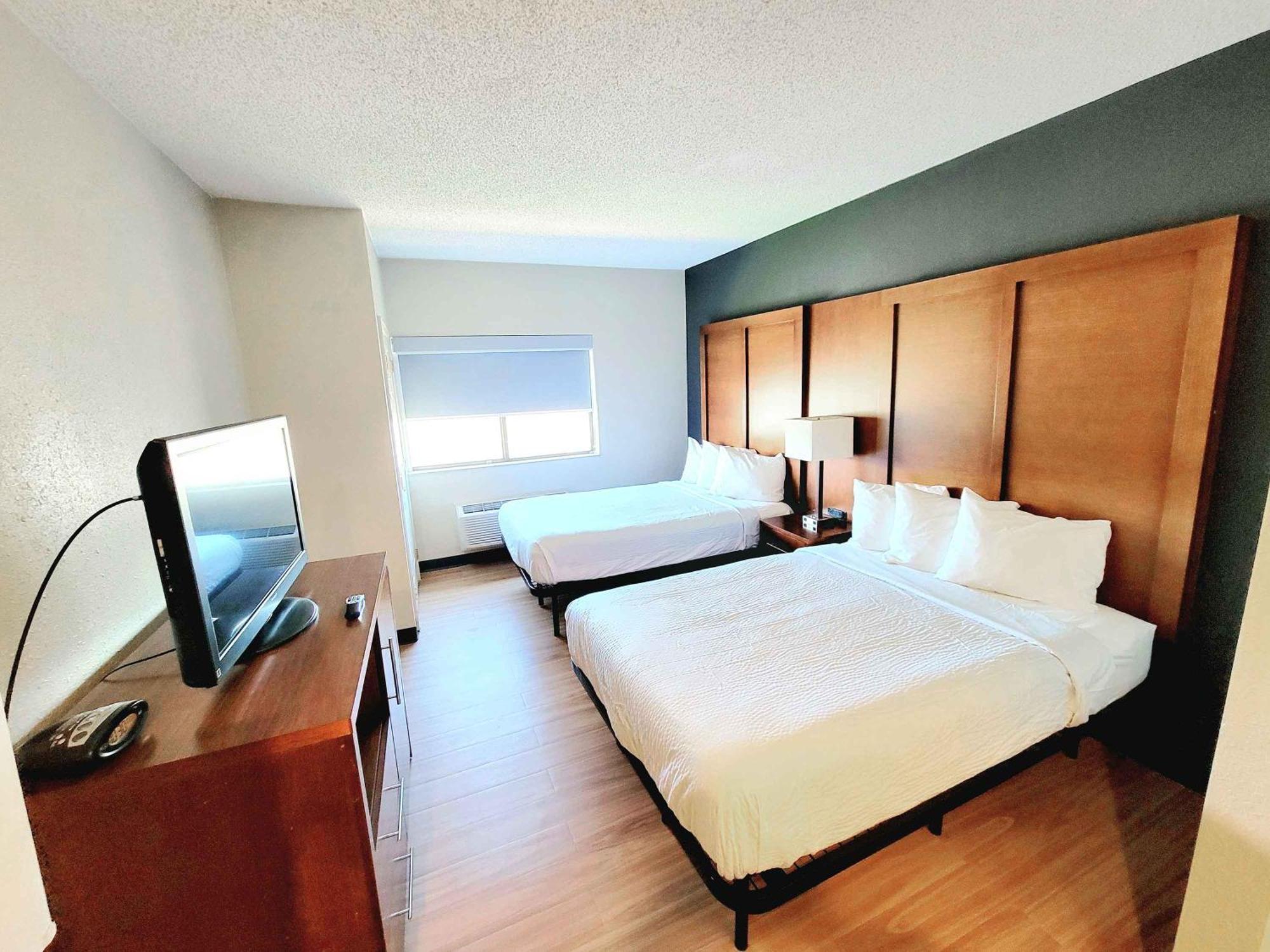 Extended Stay America Suites - Buffalo - Airport Cheektowaga Dış mekan fotoğraf