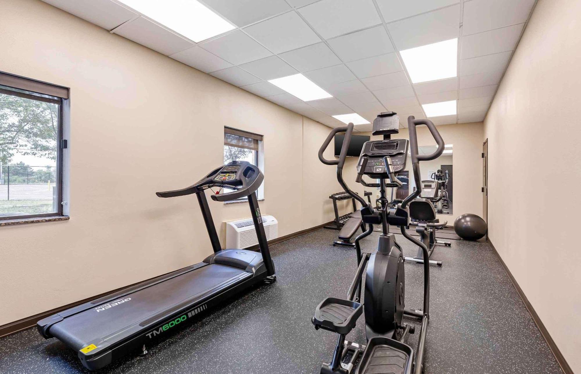 Extended Stay America Suites - Buffalo - Airport Cheektowaga Dış mekan fotoğraf