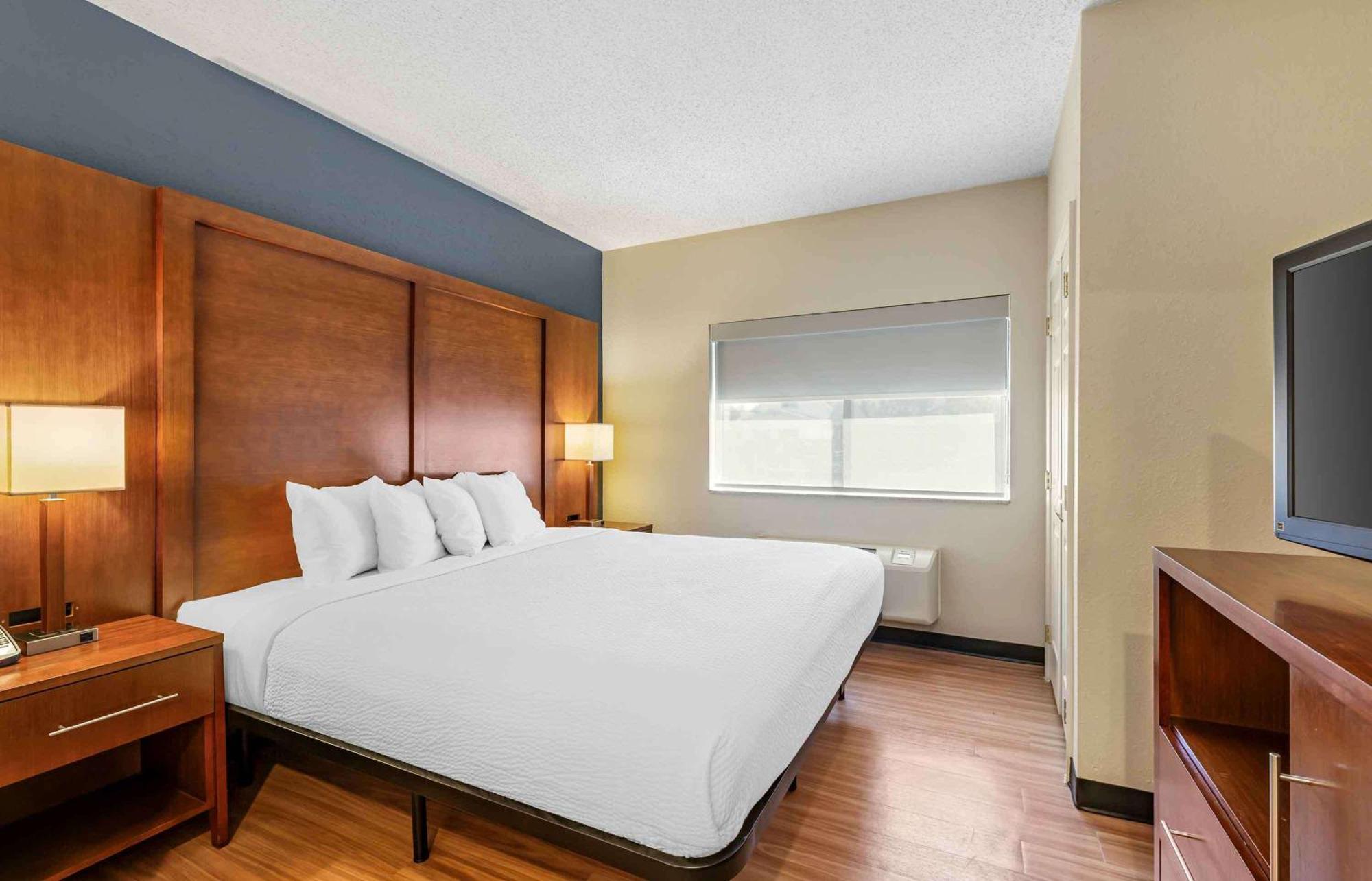 Extended Stay America Suites - Buffalo - Airport Cheektowaga Dış mekan fotoğraf