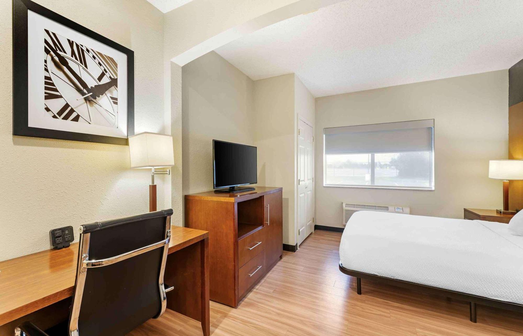Extended Stay America Suites - Buffalo - Airport Cheektowaga Dış mekan fotoğraf